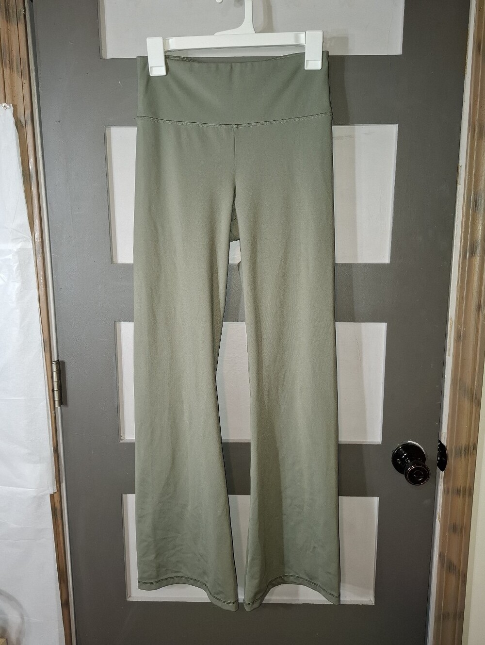 AE The Everything High-Waisted Flare Legging- LIKE NEW